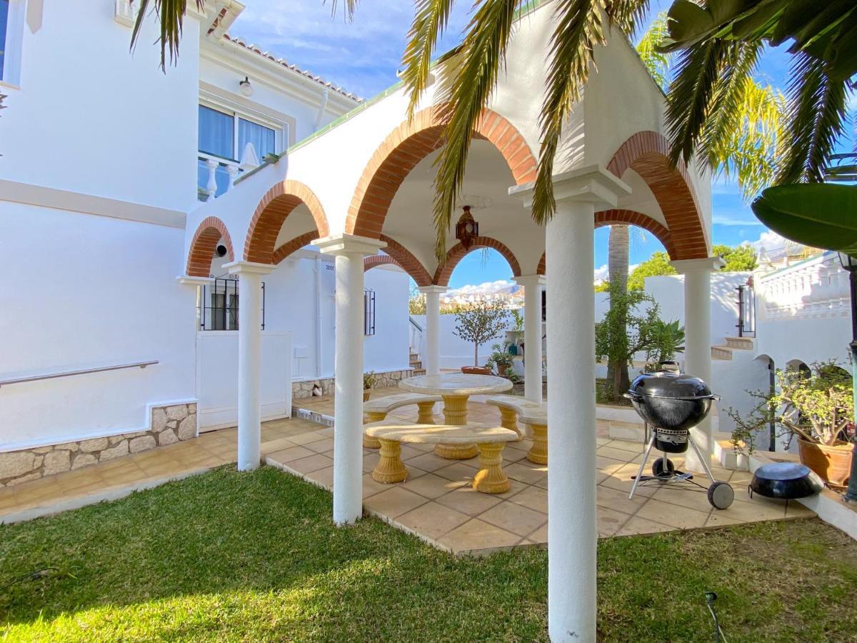 Villa Sandra Little Haven Apartment Nerja Bagian luar foto