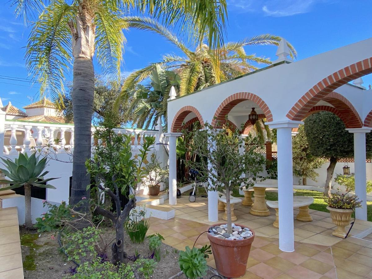 Villa Sandra Little Haven Apartment Nerja Bagian luar foto