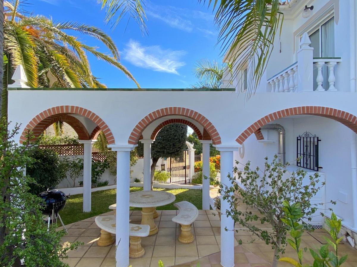 Villa Sandra Little Haven Apartment Nerja Bagian luar foto
